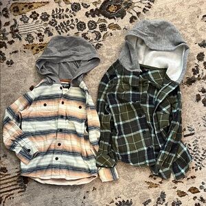 Kids Plaid and Striped Hooded Shirts 5/6 Osh kosh/ quicksilver